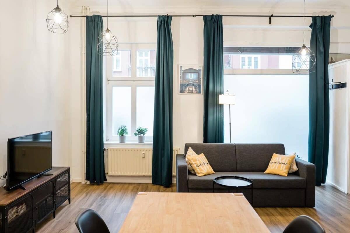 Stylish Loft Close To Boxhagener Platz Berlin Exterior photo